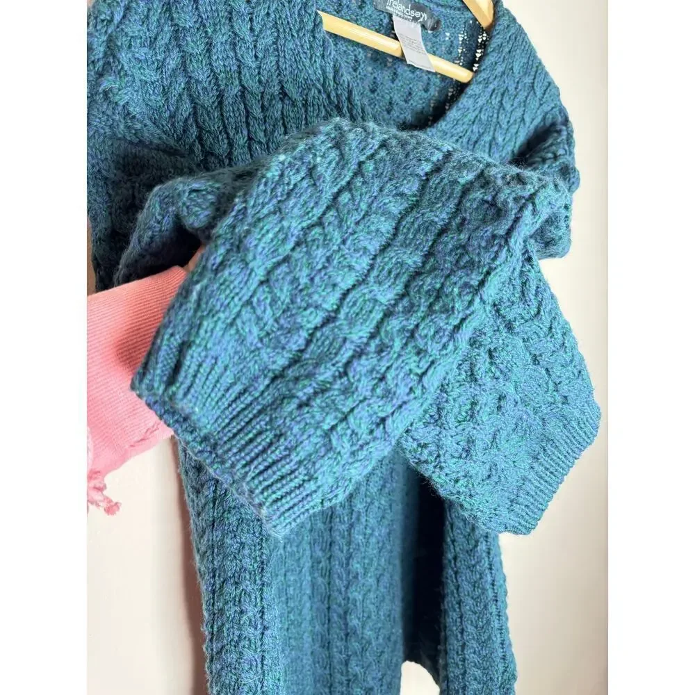 Irelandseye Women’s Knit Sweater 100% Virgin Wool Made in Ireland Blue Large